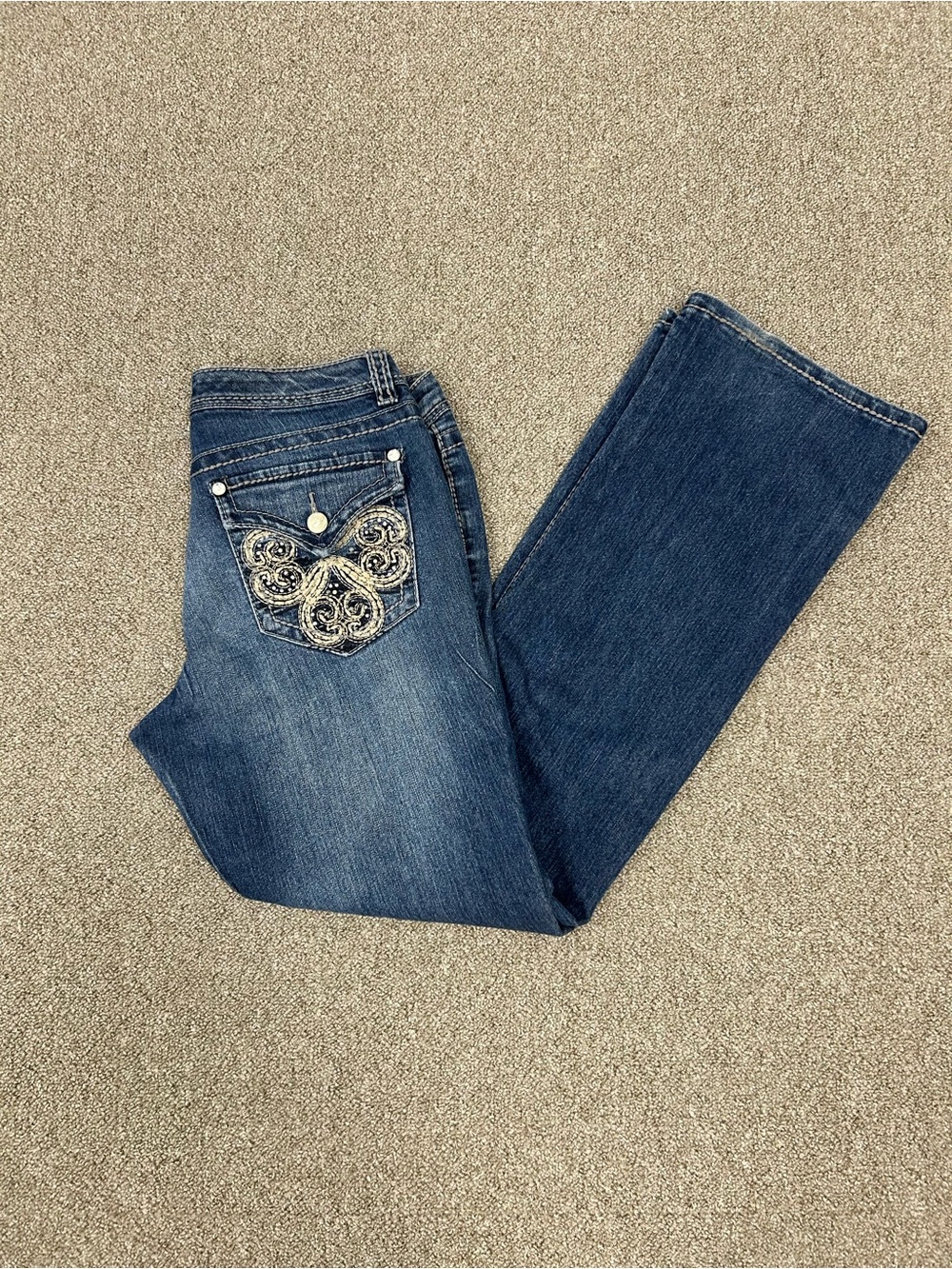 Nine West Women’s Jeans Size 6 / 28 – Embellished Pocket Denim